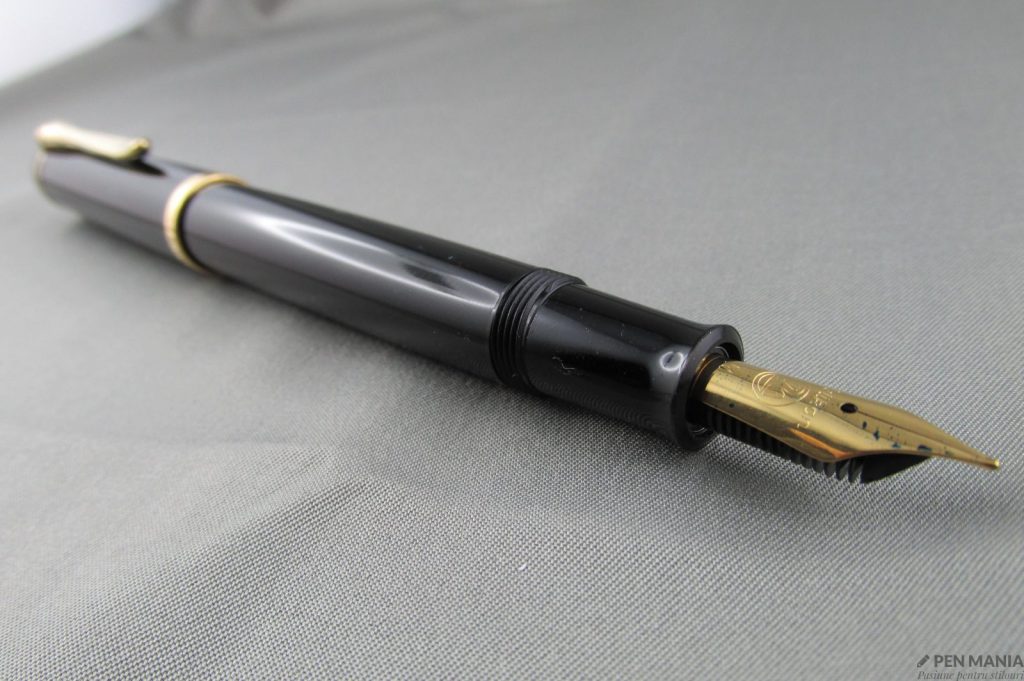 pelikan-classic-m200-penmania-11