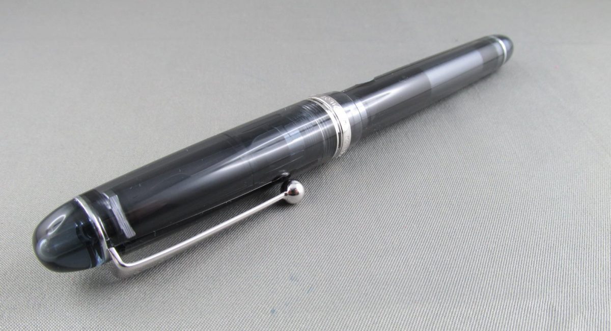 Pilot Custom 74 Black Smoke